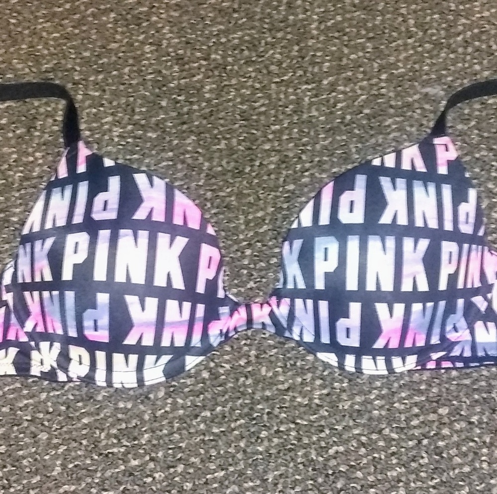 VS PINK PUSH UP BRA! SIZE 32-A GREAT CONDITION